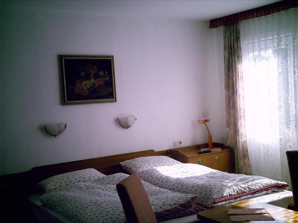 Altes Zollhaus Guest House บัดเพอร์ทอนท์ ห้อง รูปภาพ